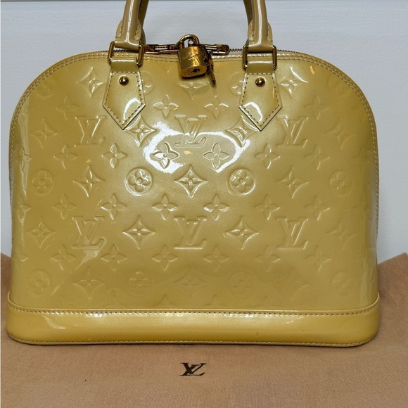 Louis Vuitton Monogram Vernis Alma PM Satchel - Picture 3 of 14